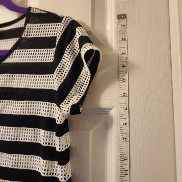 CONVERSE ONE STAR, BLACK AND WHITE STRIPES, SIZE - XS - Picture 2 of 9